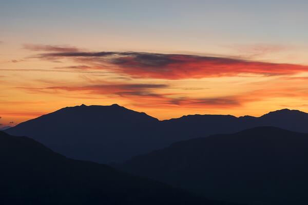 Eisenhut (Nockberge), kurz vor Sonnenaufgang