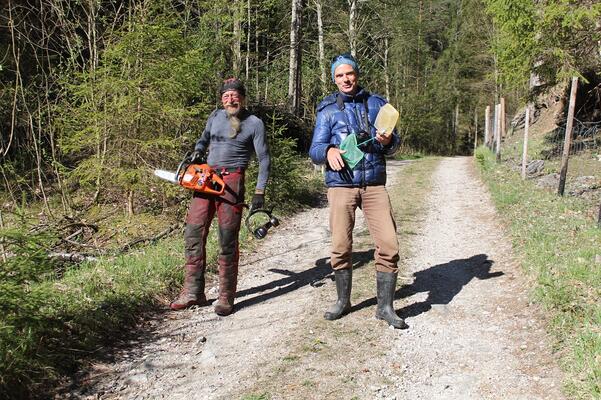 Heimo Schedl und Walter Vavricka unterwegs zur Gewässerpflege
