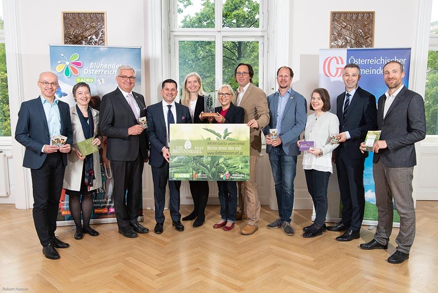 Jury © Blühendes Österreich brennnessel-jury.jpg