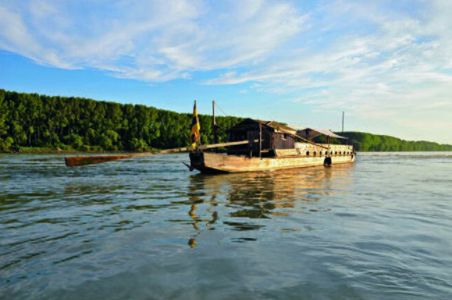 2. Tschaikenfahrt und Ausparziergang-C-Bergauer.jpg © Bergauer 2. Tschaikenfahrt und Ausparziergang