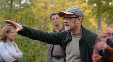 Wien / Lainzer Tiergarten: Exkursion in das Naturwaldreservat "Johannserkogel" mit Forstleiter Hannes Lutterschmied (c) Matthias Schickhofer © Matthias Schickhofer Exkursion