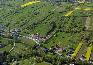 Mosaikartige Kulturlandschaft im Naturpark Rosalia-Kogelberg
